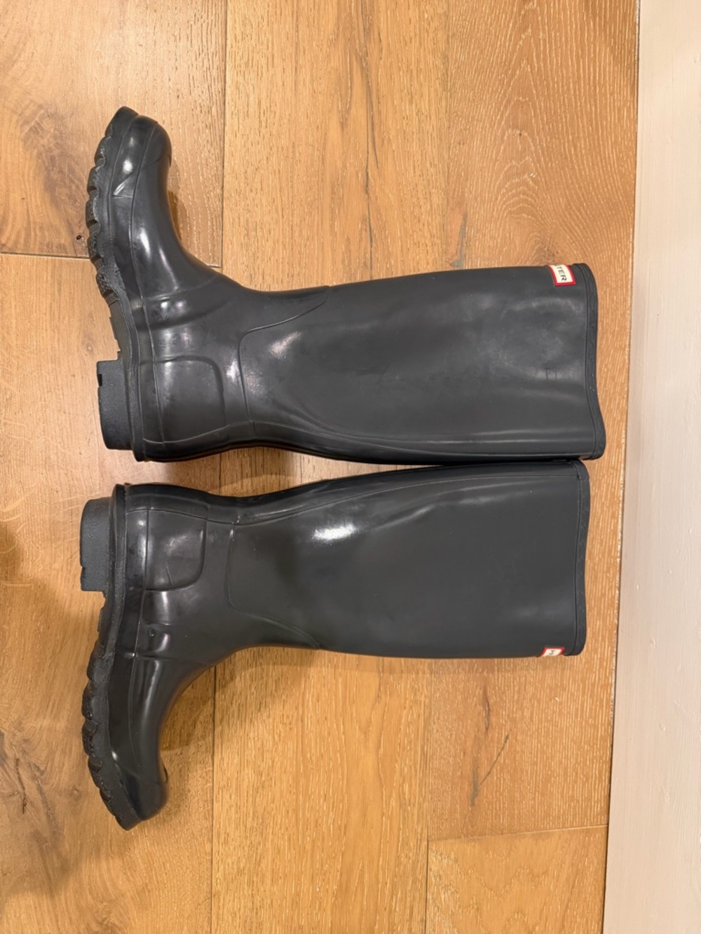 Hunter Gray High Gloss Tall Rain Boots - size 6 - Picture 6 of 9